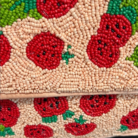 Sincerely Jules | Strawberry 🍓 Beaded Bag - Picture 5 of 13